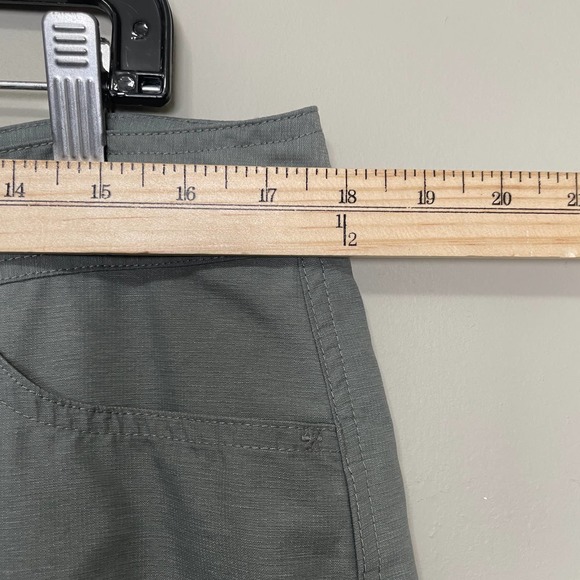 The North Face Horizon 2.0 Pant Light Weight Mid Rise Relaxed Fit Gray 12 short - Picture 7 of 10